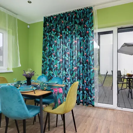 Holiday home Zaciszny Dom Harald - Taras & Ogrod - Wyspa Wolin By Renters